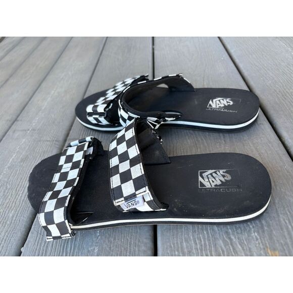 VANS Ultra Cush Black & White Checkered Velcro Strap Sandal Slides-Fits Size 8.5 - Picture 2 of 6